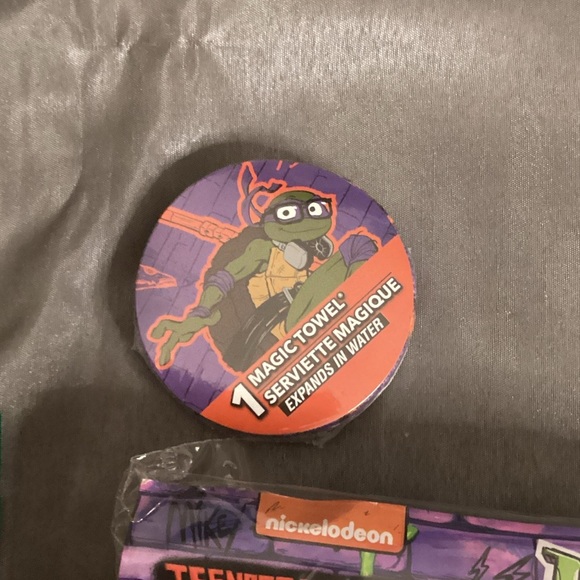 NWT Teenage Mutant Ninja Turtles Toy Gift Bundle- 9pc. - Picture 16 of 16